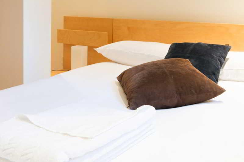 Apple Apartments St Pauls Richmond  Bagian luar foto